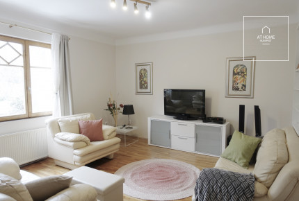 A 180 sqm renovated apartment is for rent in the 12th district of Budapest.