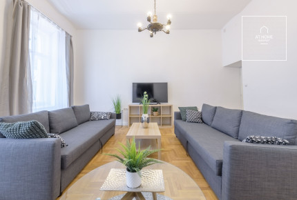 Newly built apartment with garden for rent in Budapest 6th district,  Külső-Terézváros