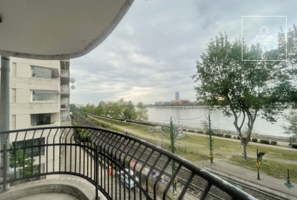 Apartment with view of the Danube for sale in district 9 of Budapest