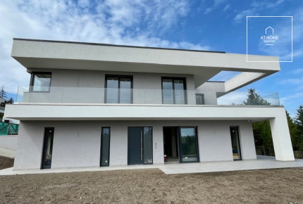 Newly built, garden-connected panoramic detached house for sale in the 2/A district of Budapest, Budaliget