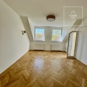 Two-bedroom apartment in Budapest\'s 1st district, Váralja  for rent