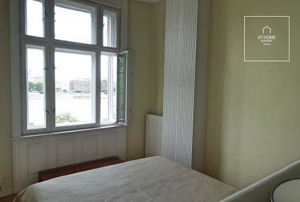 2 bedroom apartment for rent with fantastic panorama in 1st district Budapest