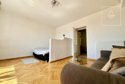 Newly renovated Studio Penthouse Flat near the Basilica for rent Budapest V. district, Belváros