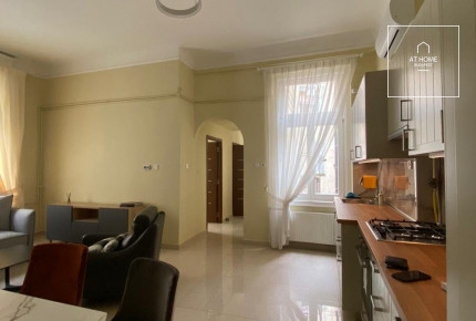 Two-bedroom apartment in the city center for rent, Budapest, district 5 Downtown