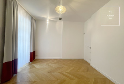 Three-bedroom premium apartment for rent in the 5th district of Budapest, City Center