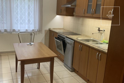 Three-bedroom garden-connected apartment in a green area for rent in the 2nd district of Budapest, Rézmál