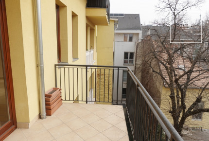 Charming apartment for rent in Budapest I. district, Krisztinaváros