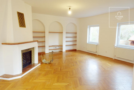 6-bedroom detached house for rent in Budapest II/A district