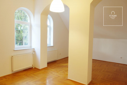 6-bedroom detached house for rent in Budapest II/A district