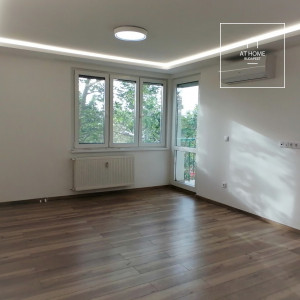 One-bedroom refurbished panoramic apartment for rent in Budapest, District III, Újlak