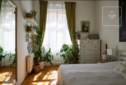 Two-bedroom refurbished apartment for rent in the 13th district of Budapest, Újlipótváros