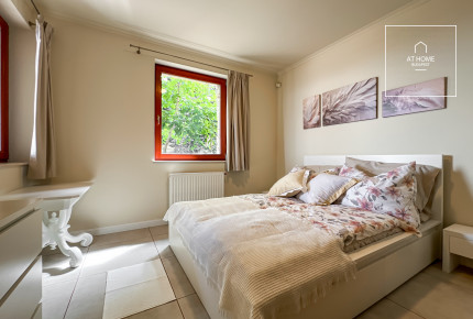 2 bedroom premium apartment with garden connection Budapest district 3