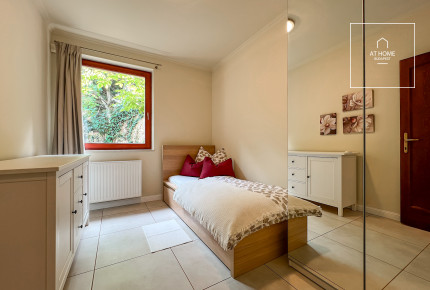 2 bedroom premium apartment with garden connection Budapest district 3