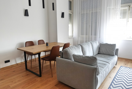 One-bedroom luxury apartment for rent close to the Parlament