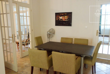 2 bedroom classical style apartment for rent in the II district on the bank of the Danube, Budapest