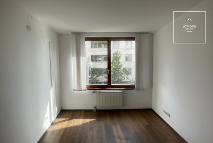 Apartment with view of the Danube for sale in district 9 of Budapest