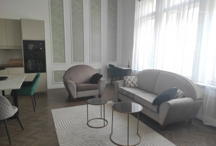 Premium three-bedroom apartment for rent in the 6th district of Budapest, Terézváros