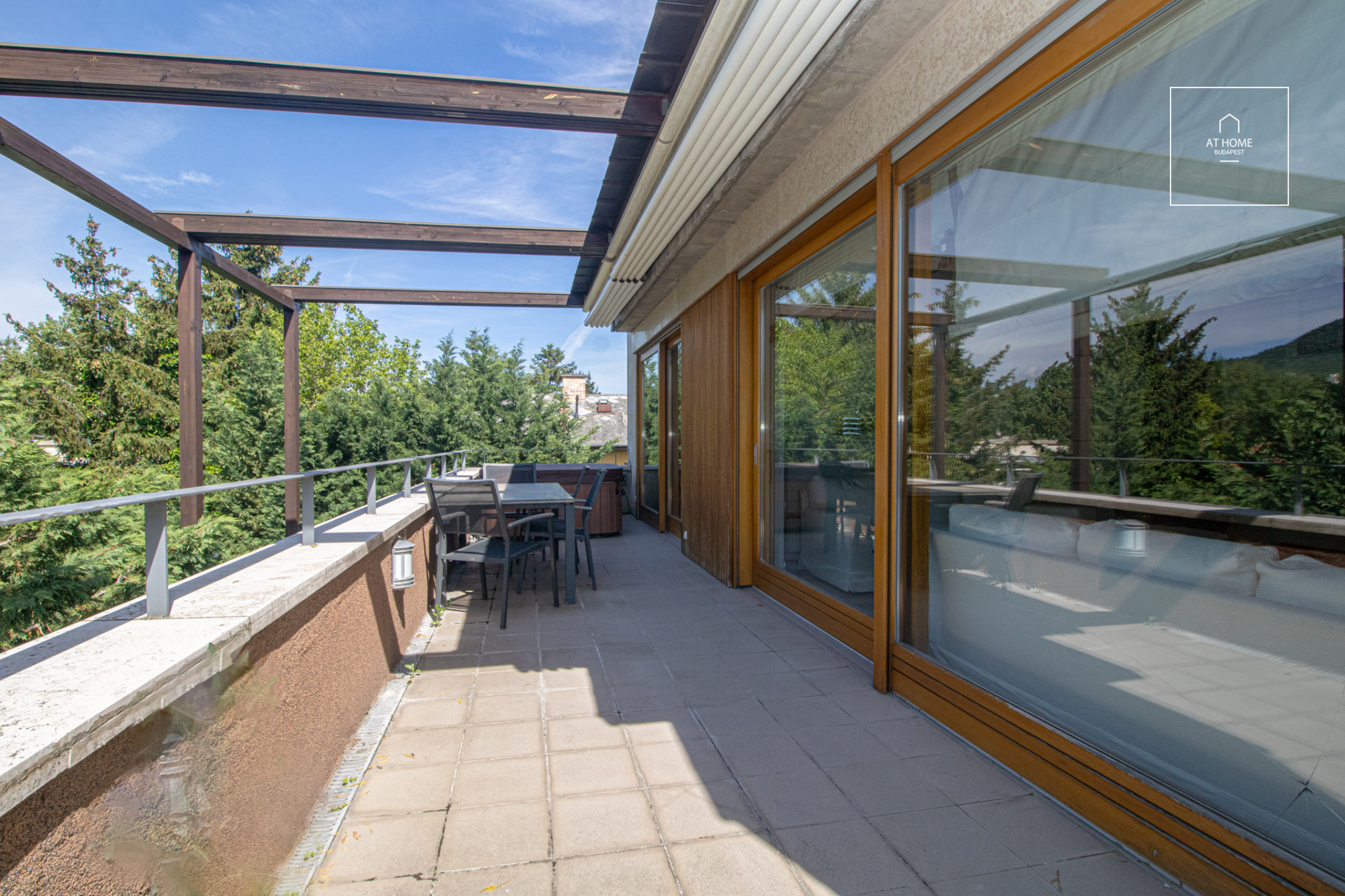 Wonderful penthouse, Budapest district 2, Pasarét