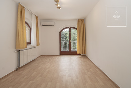 Exclusive detached house for rent Budapest II. district, Szemlőhegy