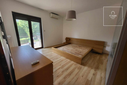 Garden-connected apartment with panoramic views in a green area for rent in the 3rd district of Budapest, Testvérhegy