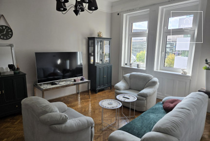 2-bedroom 88m² apartment on the 3rd floor in the 9th district of Budapest for sale