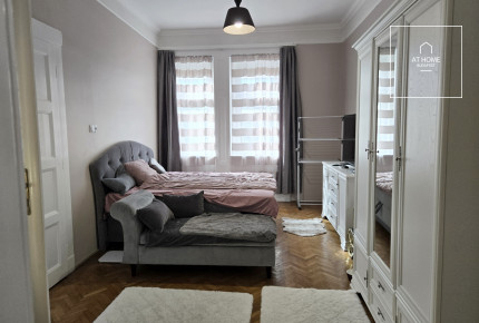 2-bedroom 88m² apartment on the 3rd floor in the 9th district of Budapest for sale