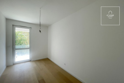 First floor flat with garden connection Budapest, District 2 in a Condominium built in 2021