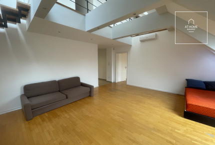 Roof apartment with a large floor area for sale, Budapest District 5, Lipótváros