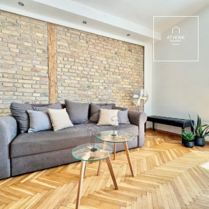 Felújított Penthouse stúdió lakás kiadó Budapest V. kerület, Belváros