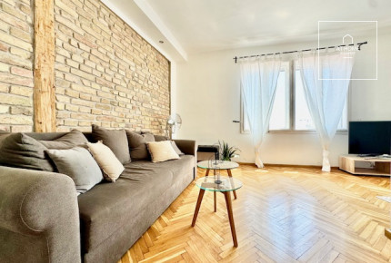 Newly renovated Studio Penthouse Flat near the Basilica for rent Budapest V. district, Belváros