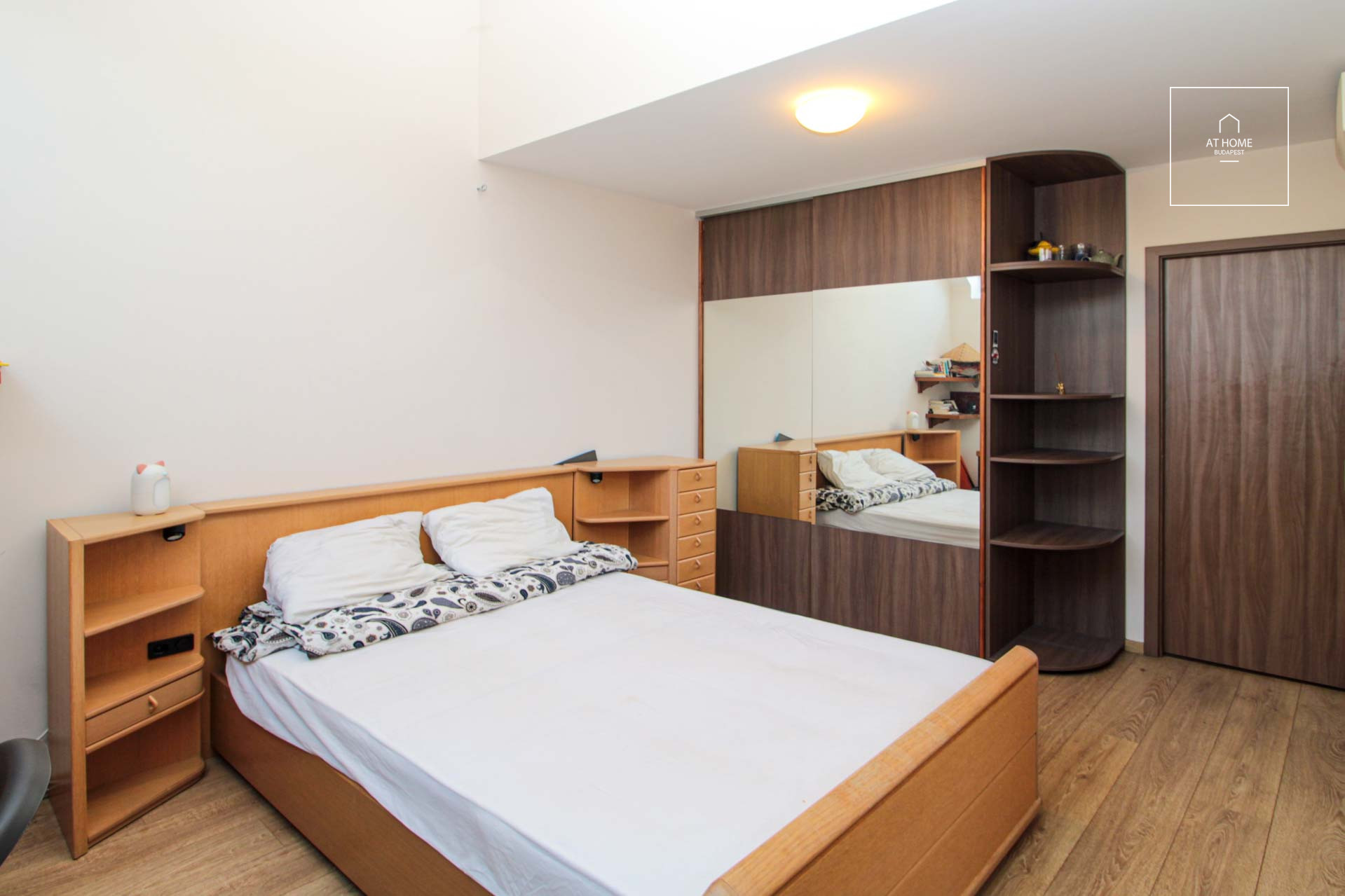 Apartment with terrace in Budapest VI. district, Terézváros