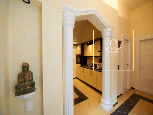 Napfényes lakás Budapest V. kerület, Belváros