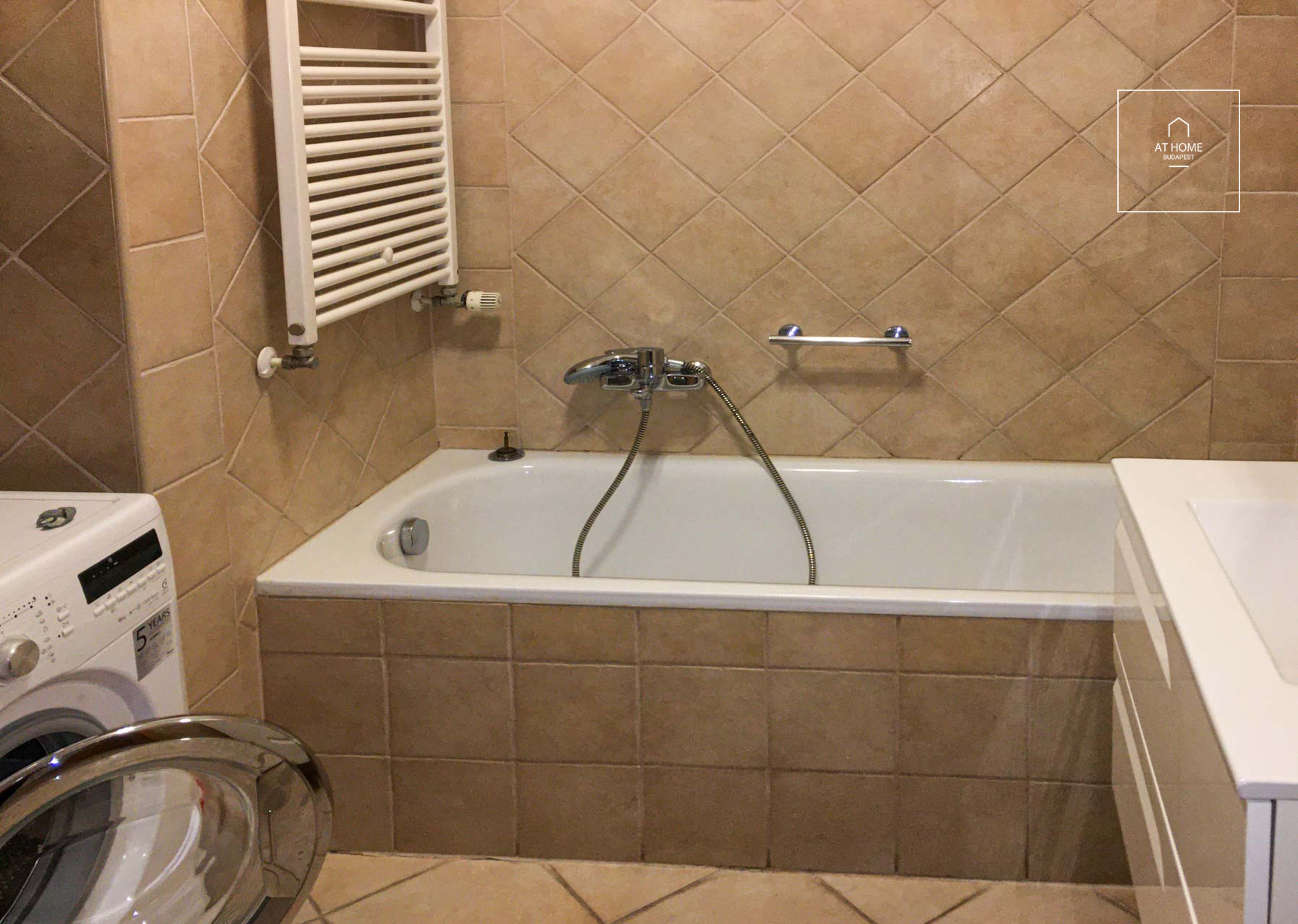 Exclusive apartment for rent Budapest VII. district, Erzsébetváros