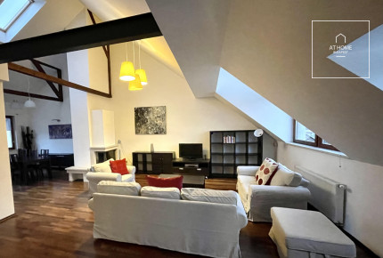 Spacious, beautiful penthouse apartment with large terrace and parking for rent Budapest 6th district, Downtown