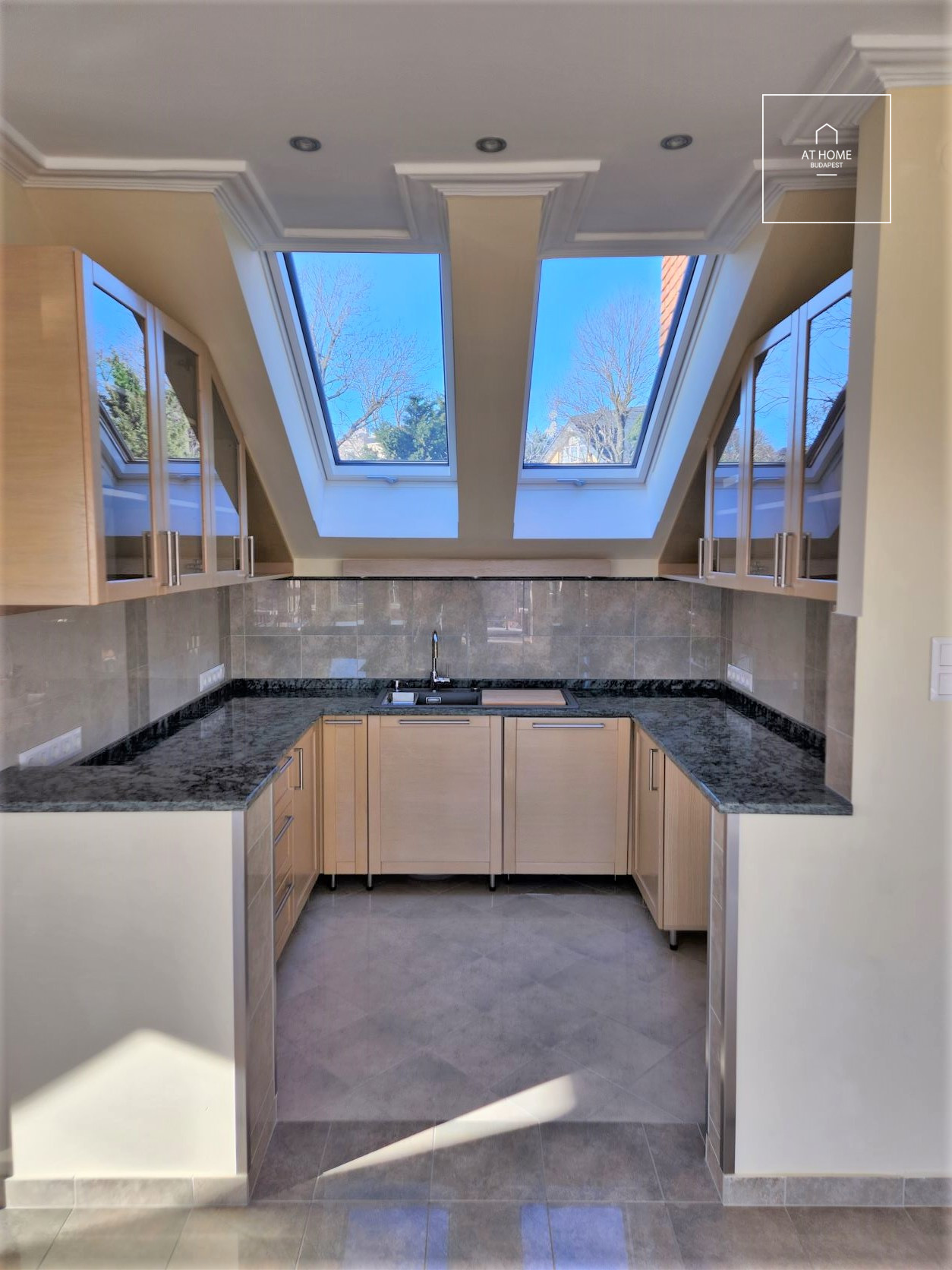 Penthouse apartment for rent Budapest XII. district, Orbánhegy