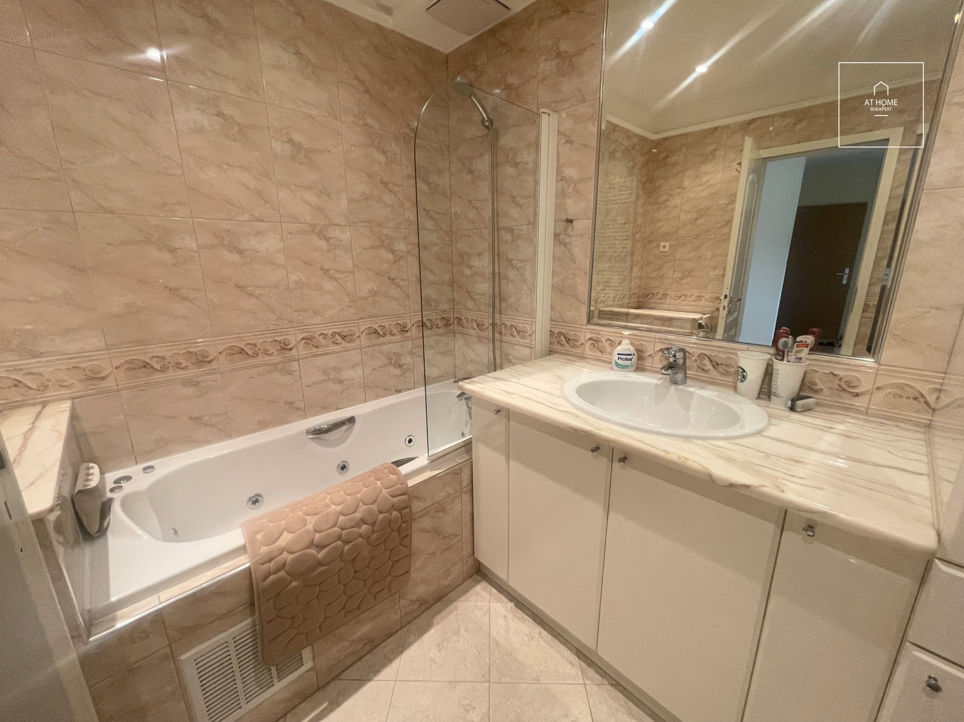 Wonderful apartment for rent Budapest II. district, Szépjuhászné