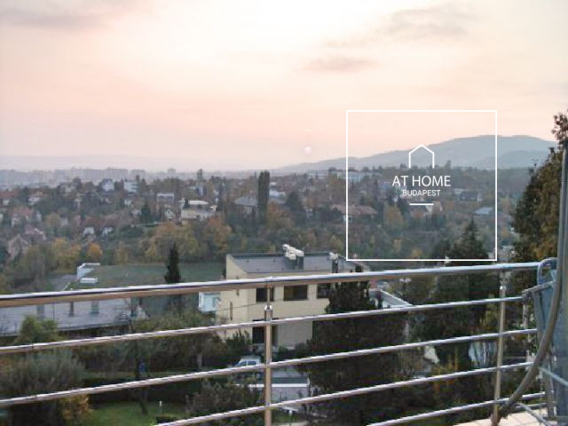 Lenyűgöző Önálló családi ház  Budapest XI. kerület, Sashegy