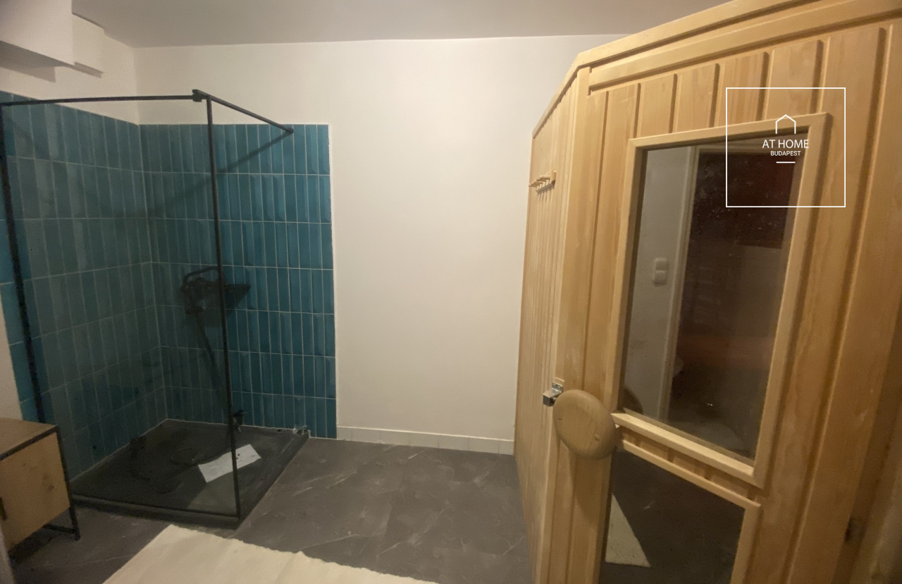 Panoramic Family Home in One of the Most Desirable Areas of Testvérhegy, District 3 of Budapest