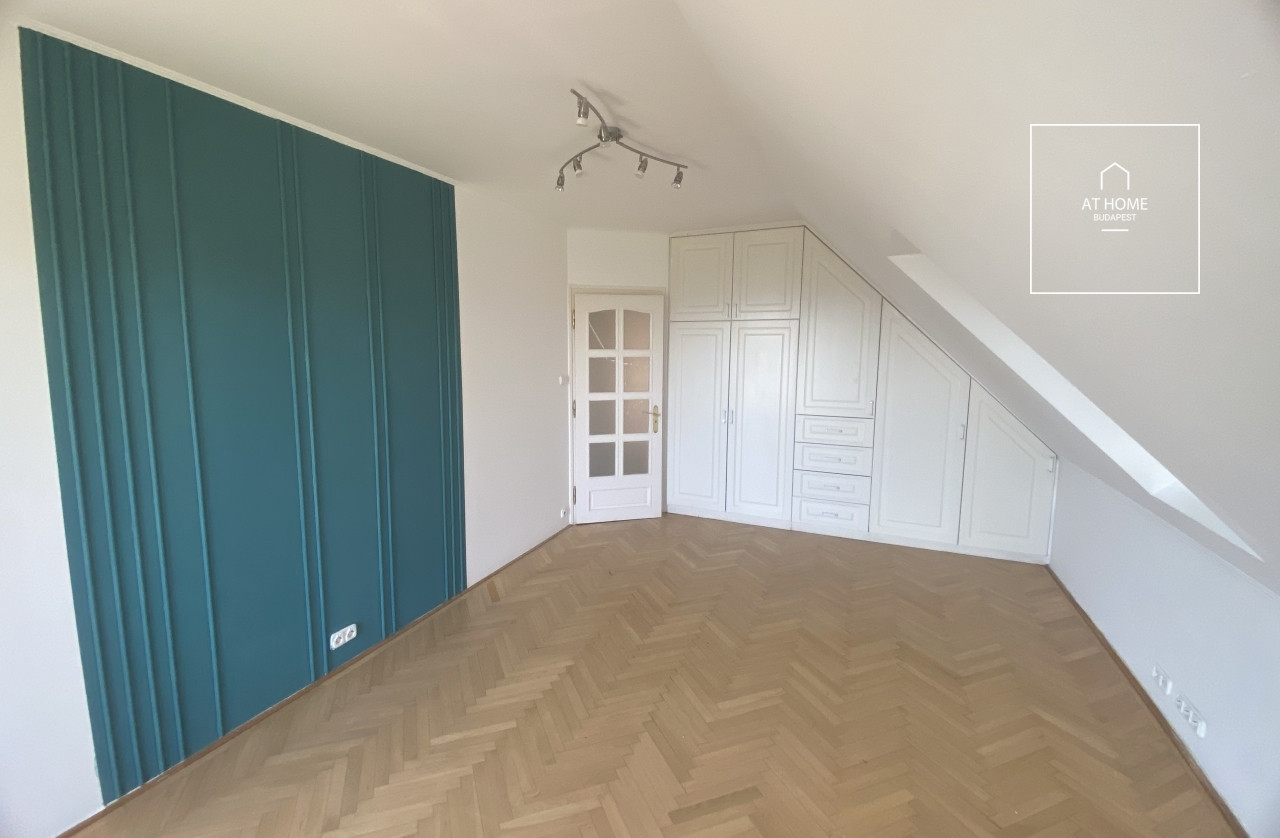 Panoramic Family Home in One of the Most Desirable Areas of Testvérhegy, District 3 of Budapest