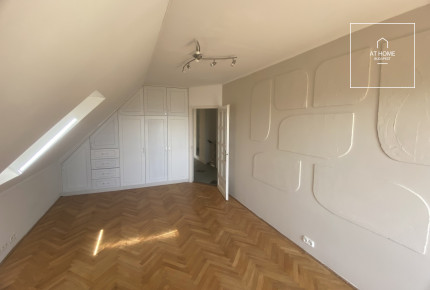 Bűbájos Önálló családi ház  Budapest III. kerület, Táborhegy
