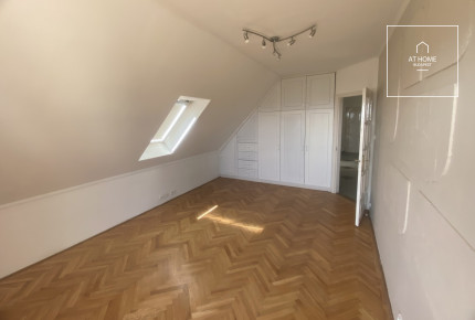 Bűbájos Önálló családi ház  Budapest III. kerület, Táborhegy