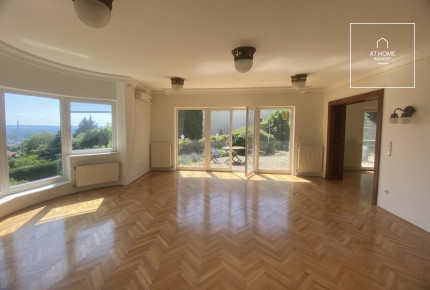Eladó panorámás családi ház Testvérhegy egyik legszebb részén, III. kerület, Budapest