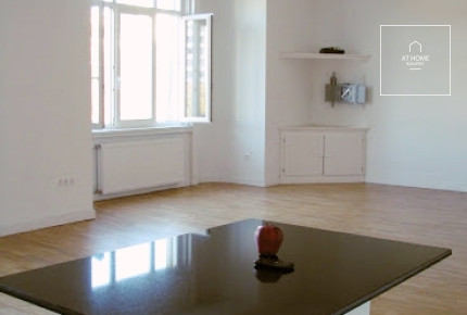 Elegant apartment for rent Budapest I. district, Krisztinaváros