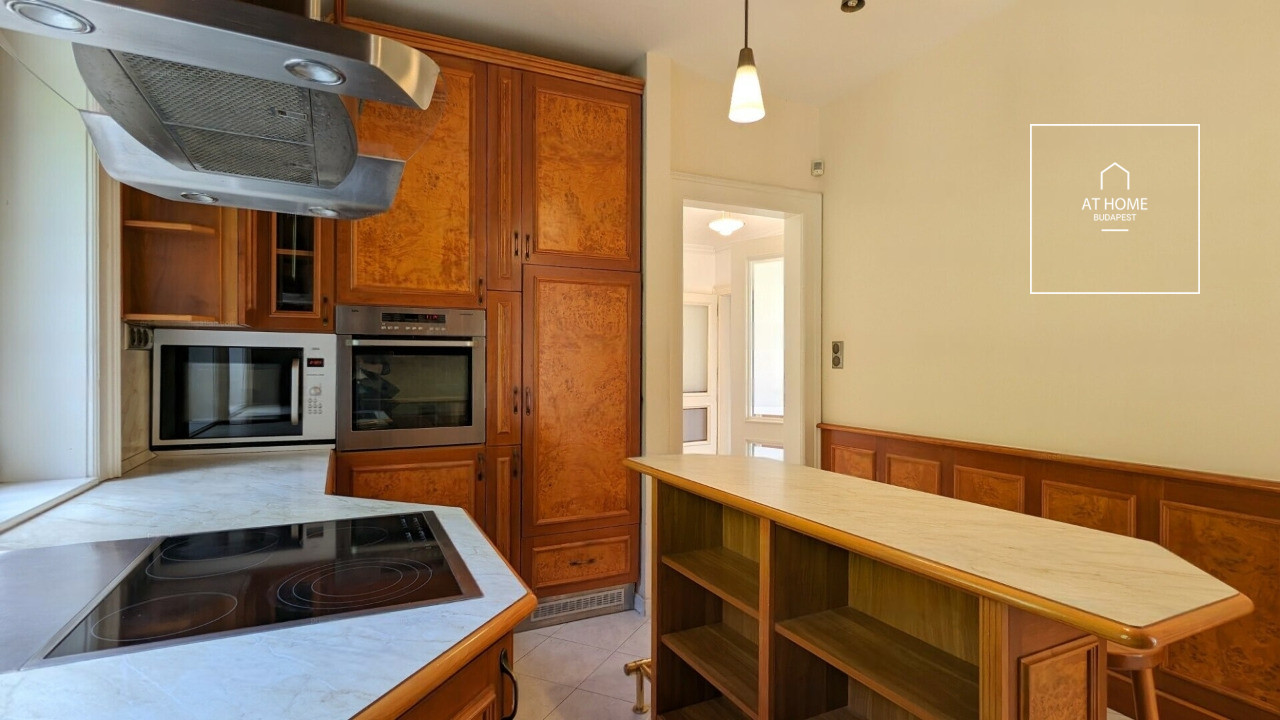 Gyönyörű Önálló családi ház  Budapest XII. kerület, Orbánhegy