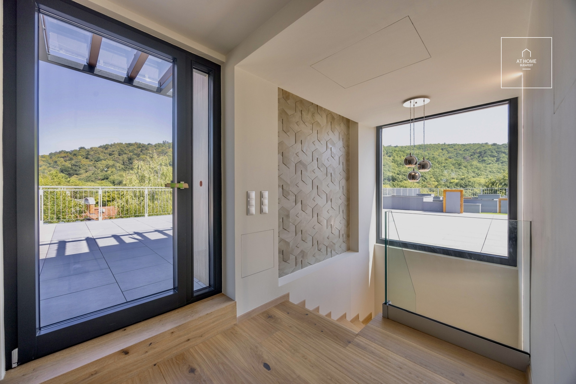 Premium Duplex Apartment with Huge Rooftop Terrace – Green Residential Area,  District II, Budapest