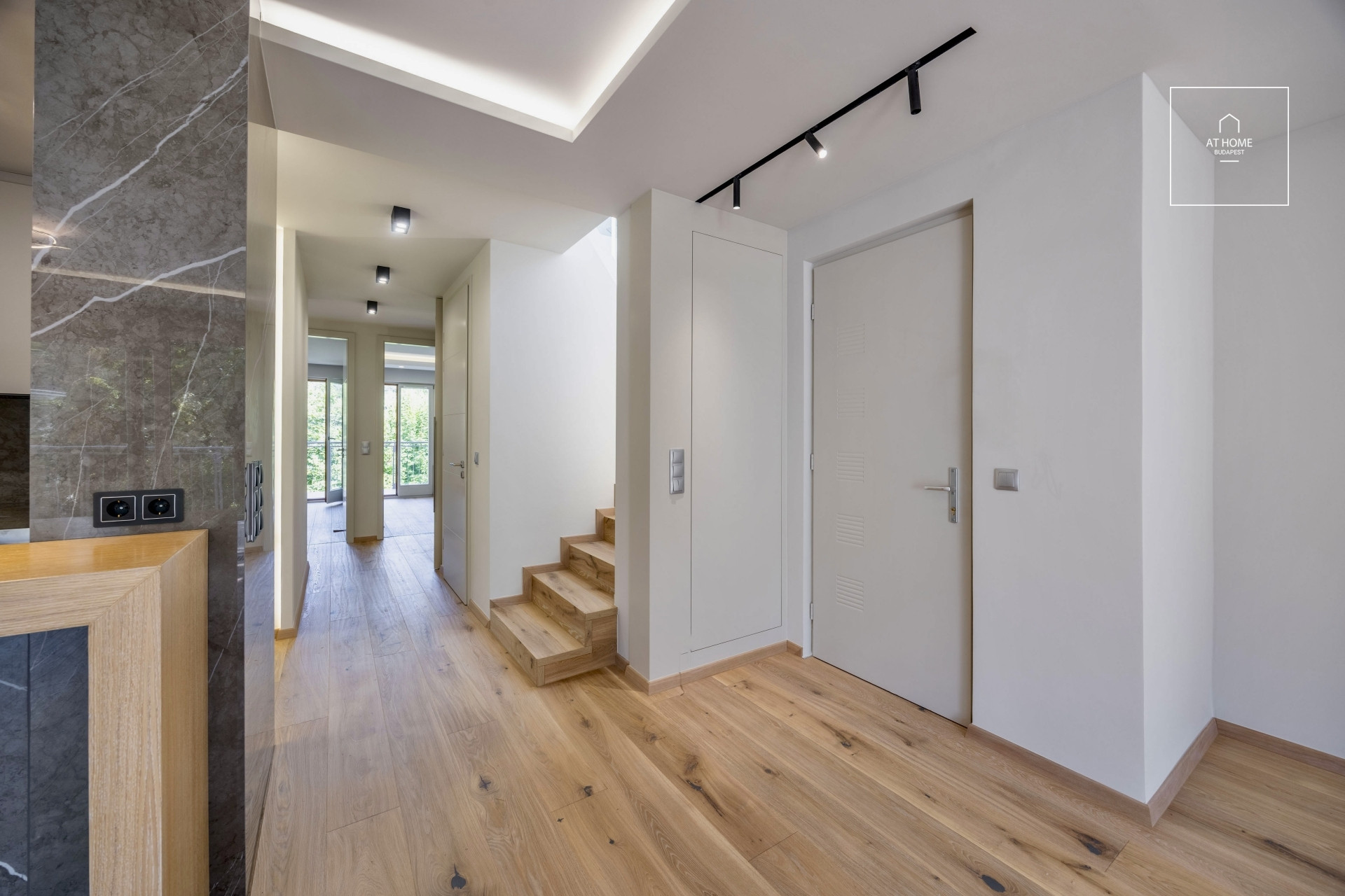 Premium Duplex Apartment with Huge Rooftop Terrace – Green Residential Area,  District II, Budapest