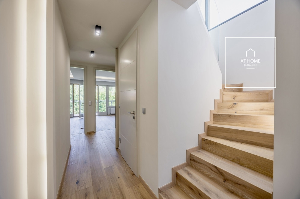 Premium Duplex Apartment with Huge Rooftop Terrace – Green Residential Area,  District II, Budapest