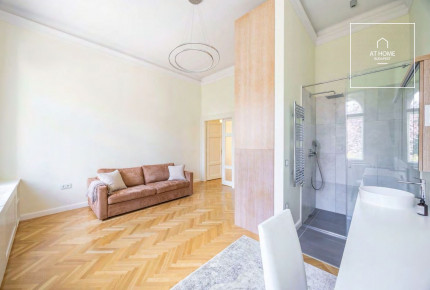 Stunning apartment in villa with garden and views for rent Budapest II. district, Rózsadomb