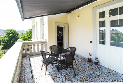 Stunning apartment in villa with garden and views for rent Budapest II. district, Rózsadomb