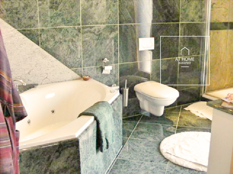 Beautiful detached house  Budapest III. district, Ürömhegy